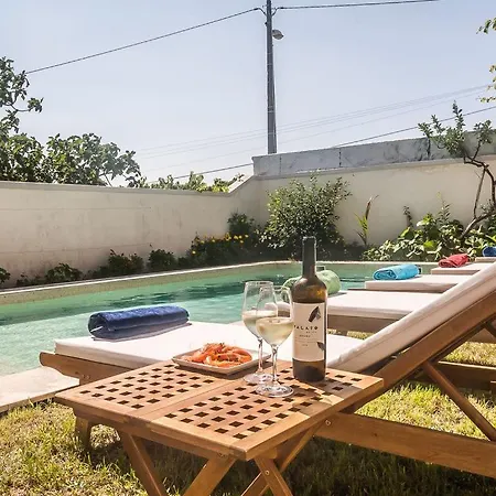 Barros Capri - Wonderful 4 Bedroom In Centre - Great Pool Area - Perfect For Fam *